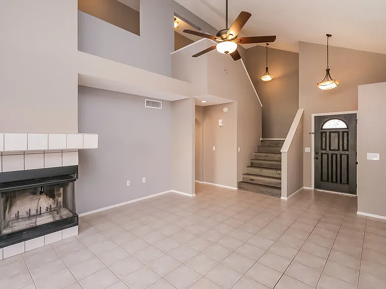 1534 E Campbell Ave — Photo 6