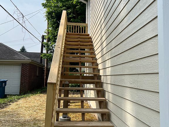 4th image of 4841 N Kenwood Ave #2