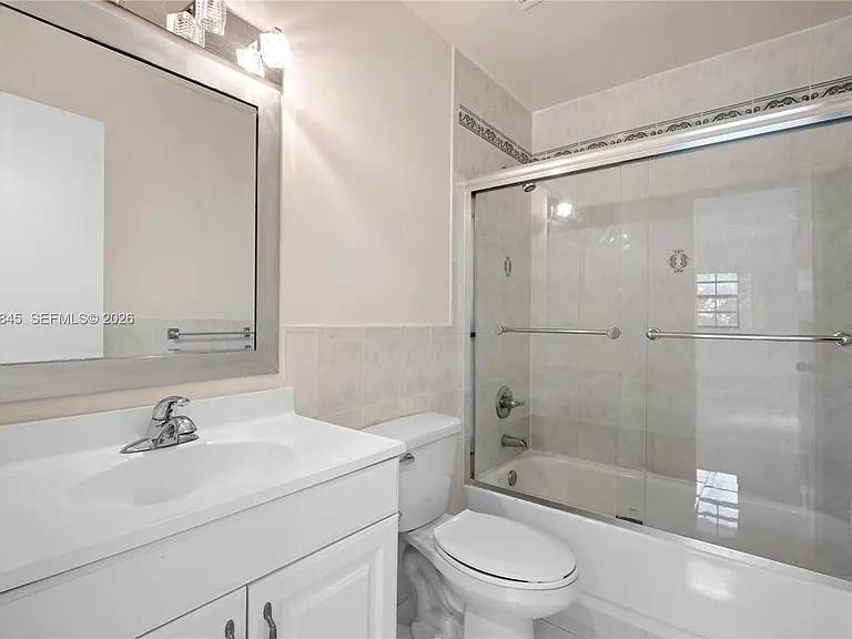 6211 SW 138th Ct #B — Photo 24