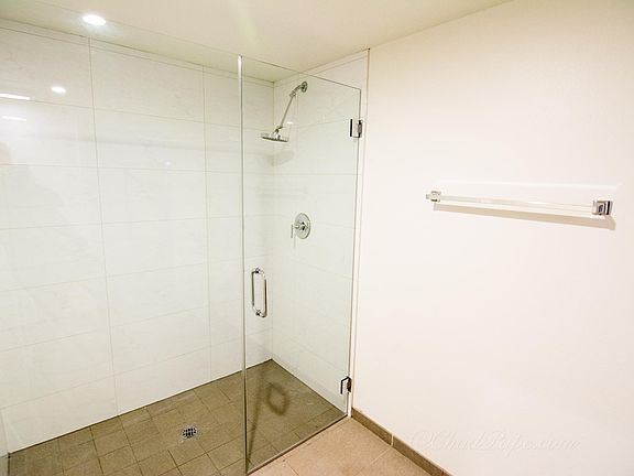 5th image of 1183 Crenshaw Blvd APT 102