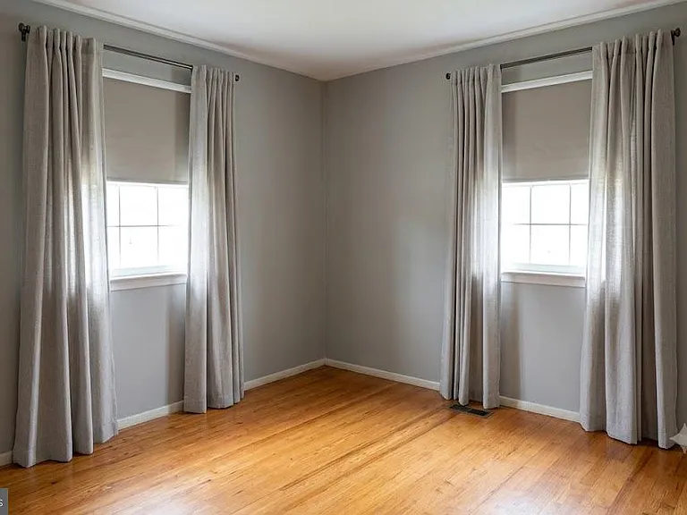 306 Cornell Rd — Photo 24