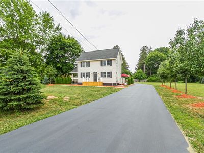 215 Fetzner Rd, Rochester, NY, 14626