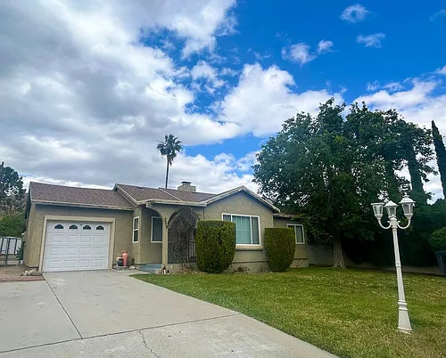359 Santa Rita Pl Photo 1