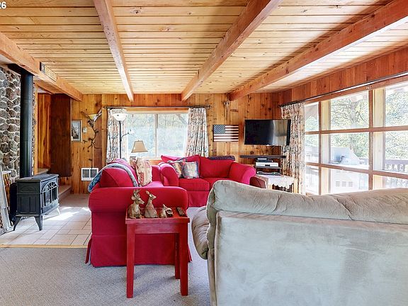 5th image of 60834 Mill Creek Rd