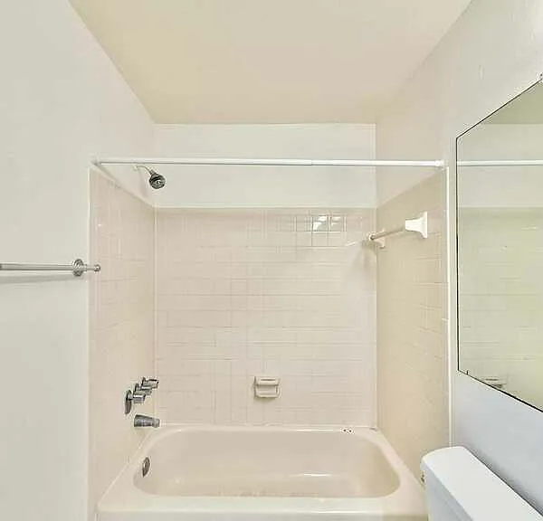 599 Capistrano Ct — Photo 33