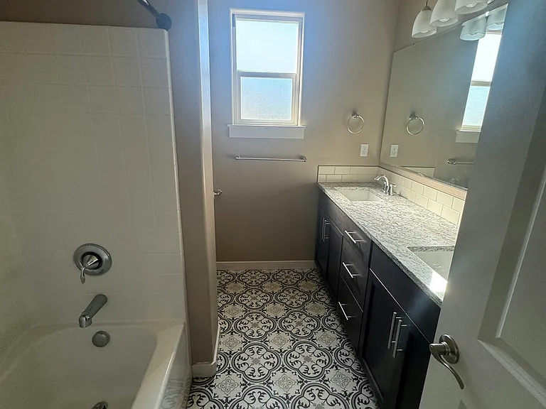18551 White Rose Pl — Photo 14
