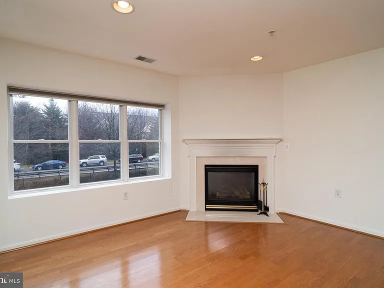 12251 Roundwood Rd #206 — Photo 12