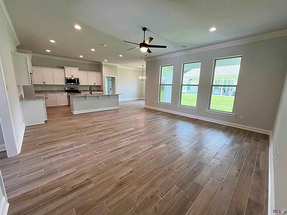 3rd image of 42258 Blue Bay Dr