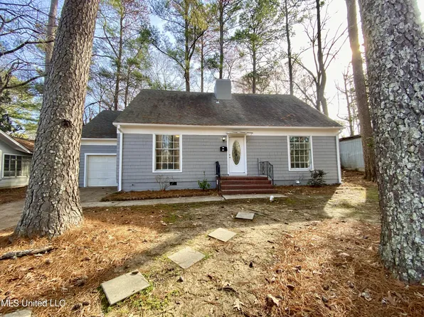 4554 Meadowridge Dr, Jackson, MS 39206