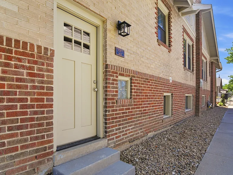 1592 Meade St #B — Photo 15
