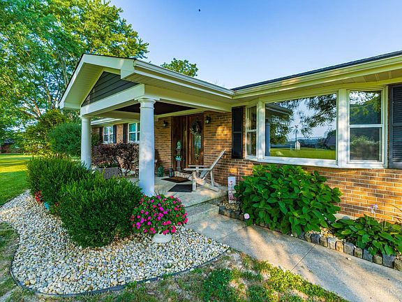 3rd image of 143 Jose Dr