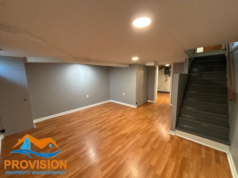 120 Kingston Rd — Photo 17