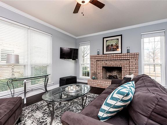 5th image of 3309 Moss Creek Dr