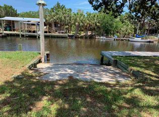 73 Gulf Breeze Dr, Crawfordville, FL 32327
