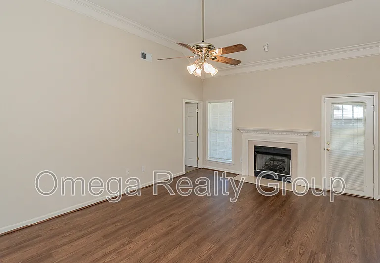 3102 Enclave Ln — Photo 9