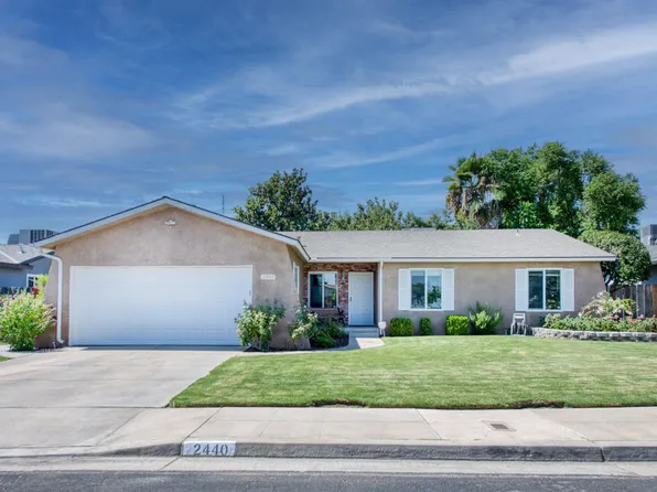 2440 Miami Ave, Clovis, CA 93611