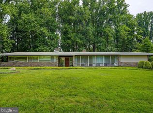 12 Halcyon Ct, Baltimore, MD 21208