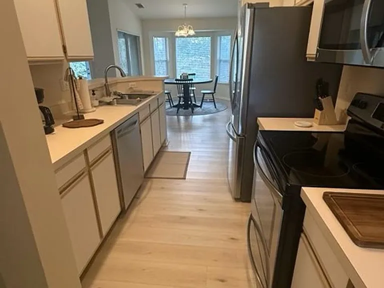 60 Padgett Dr — Photo 9