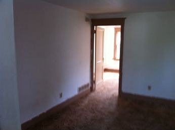 5th image of 1052 1st Ave