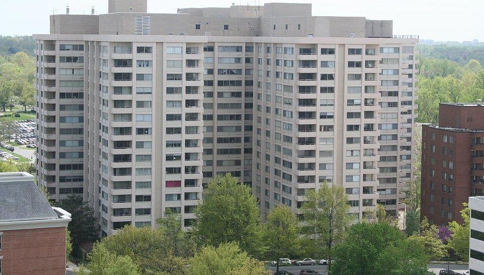 1st image of 4515 Willard Ave APT 804S