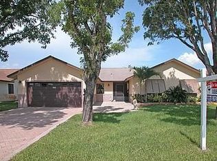 2880 SW 85th Way, Davie, FL 33328