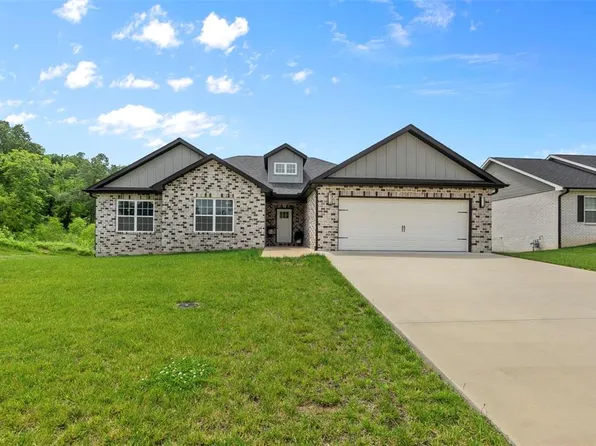 2567 Silversmith Ct, Cape Girardeau, MO 63701