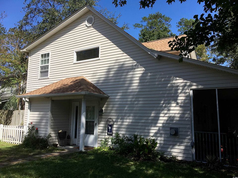 1st image of 724 Cypress Dr. #A+B
