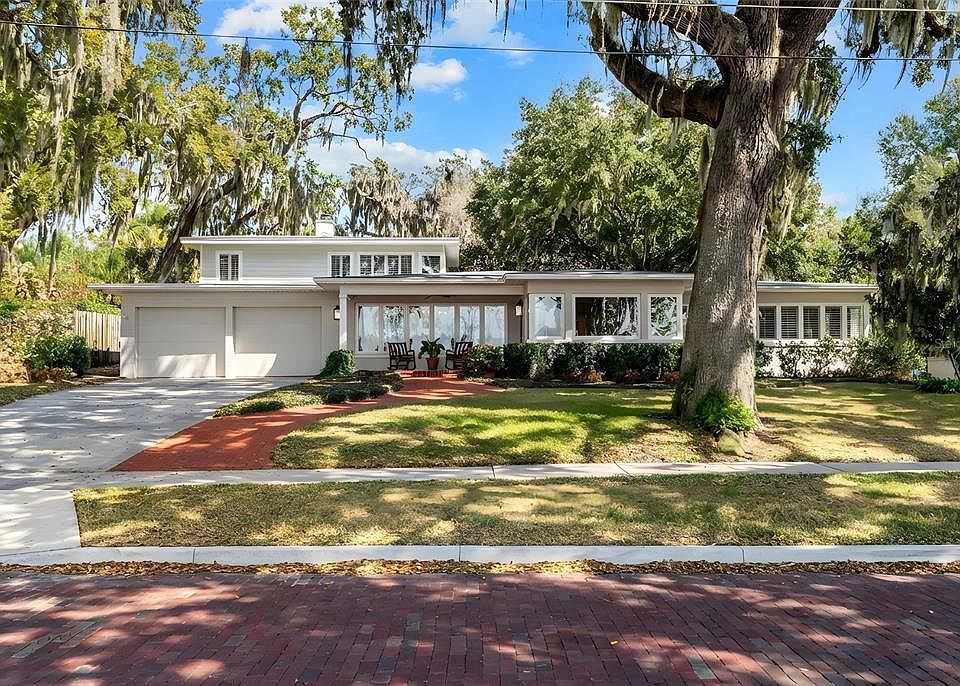 1st image of 345 W IVANHOE BOULEVARD