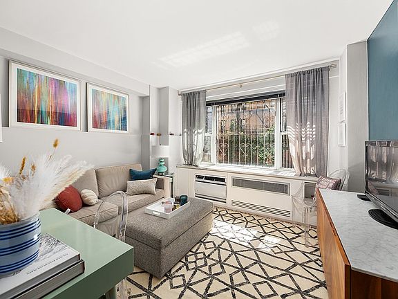 4th image of 440 E 79th St APT 1I