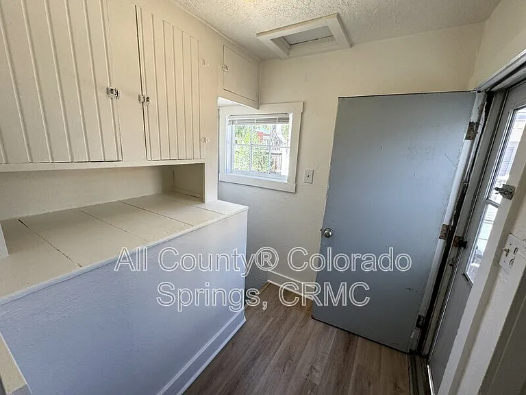 2430 W Vermijo Ave — Photo 26