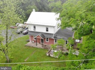 740 Piketown Rd, Harrisburg, PA 17112