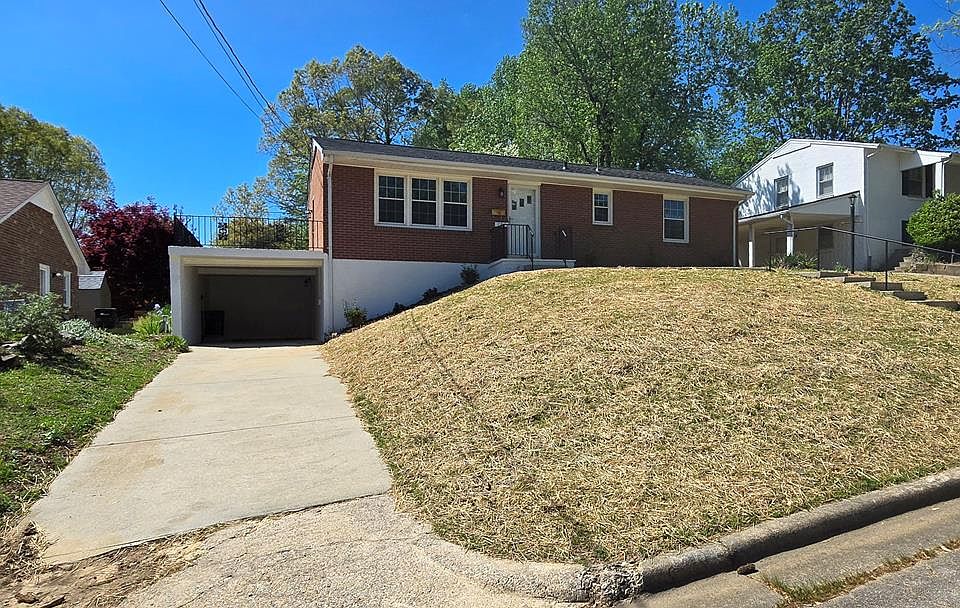 1st image of 209 Englewood Ln