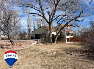 111 Big Bend Ave, Riverton, WY 82501
