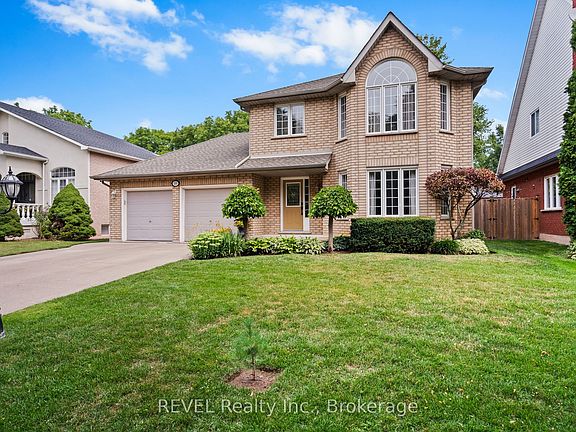 2nd image of 98 Debora Dr