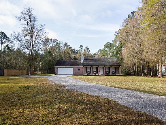 3rd image of 4257 Banks Rd
