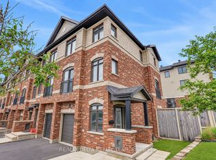 275 Eric Czapnik Way, Ottawa, ON K1E 0B4