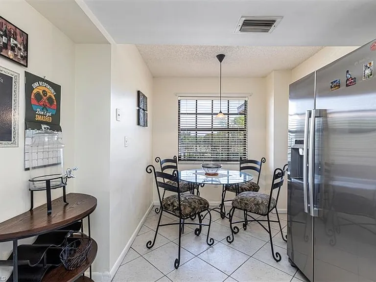 5535 Rattlesnake Hammock Rd #302 — Photo 19