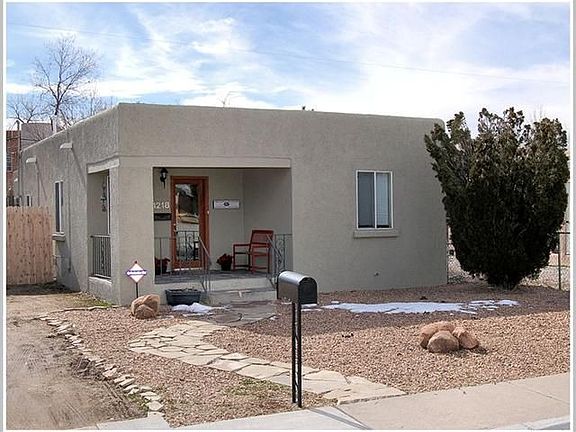 4th image of 1218 Summer Ave NW