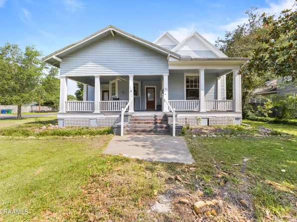 307 E 8th St, Crowley, LA 70526