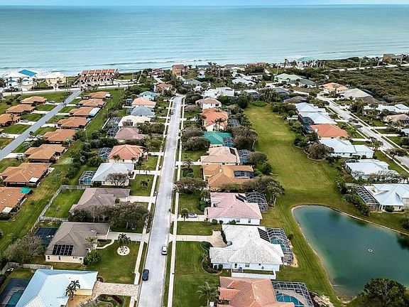 3rd image of 270 Seaglass Dr
