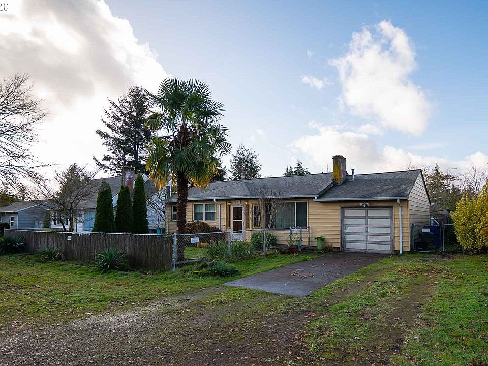 1st image of 210 SE 102nd Ave