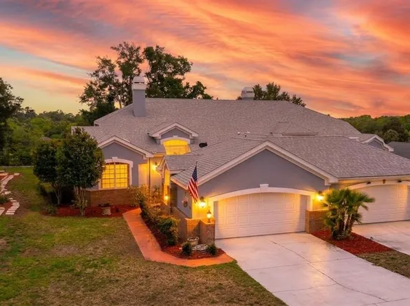 6144 Topsail Rd, Lady Lake, FL 32159