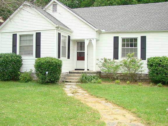 3rd image of 1109 Belmont Ave