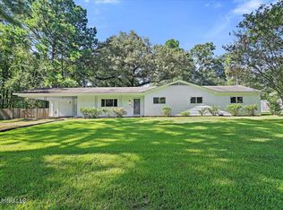 115 Auburn Dr, Clinton, MS 39056