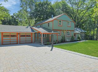 556 Babbling Brook Lane, Valley Cottage, NY 10989