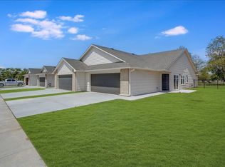 4319 N Sandplum St #4321, Wichita, KS 67205