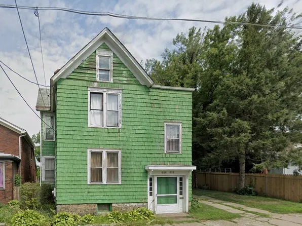 616 W 4th St, Erie, PA 16507