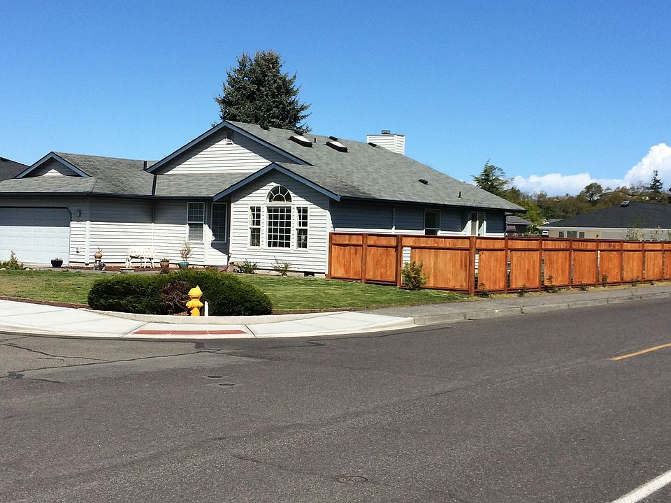 972 E Spruce St., Sequim