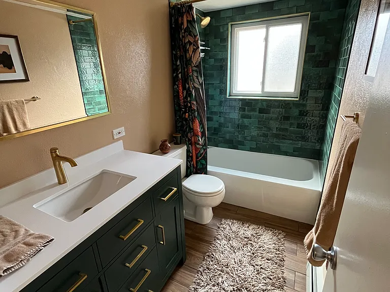 Beautiful newly remodeled bathroom.