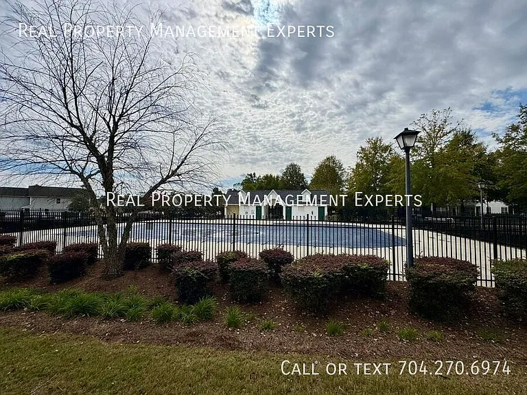 9851 Hanberry Blvd — Photo 21